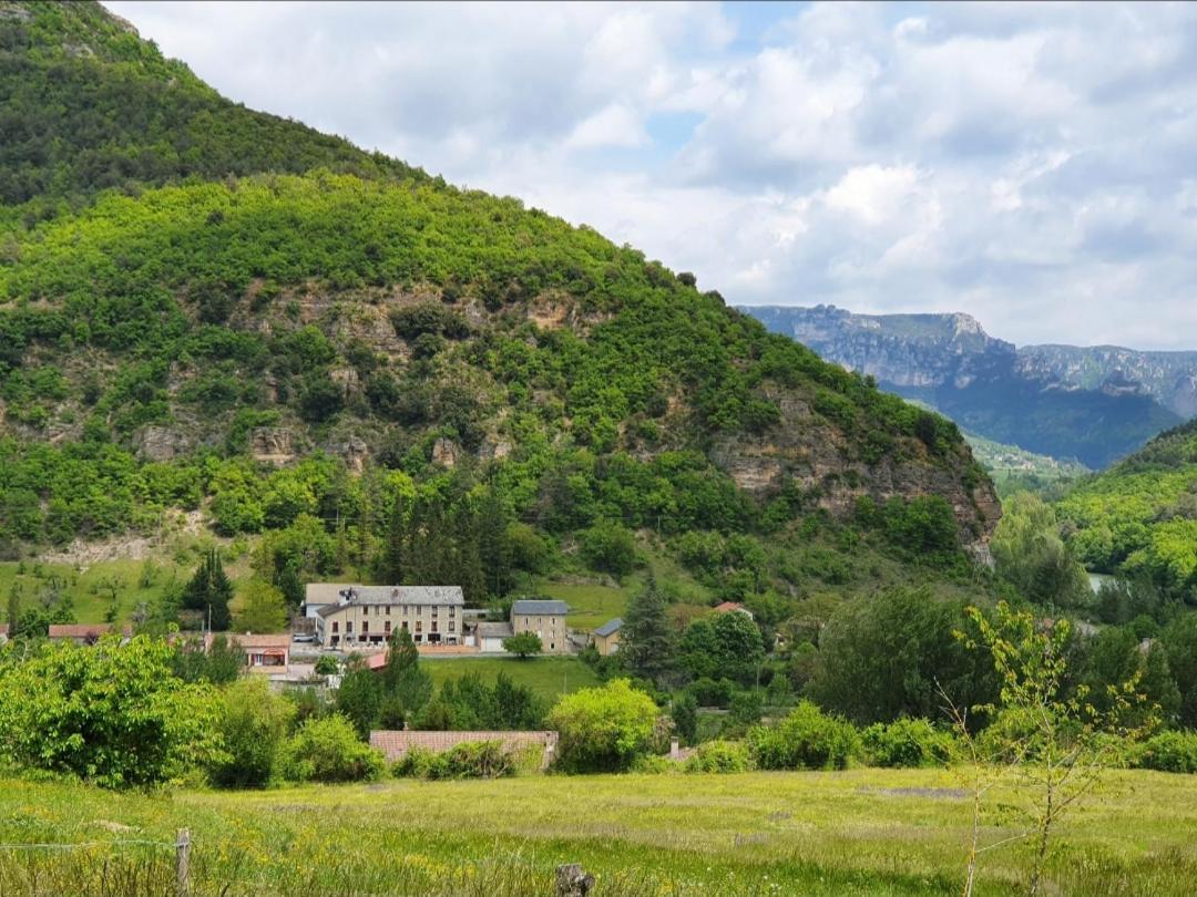 Hotel Des Gorges Au Viaduc Rivière-sur-Tarn Esterno foto